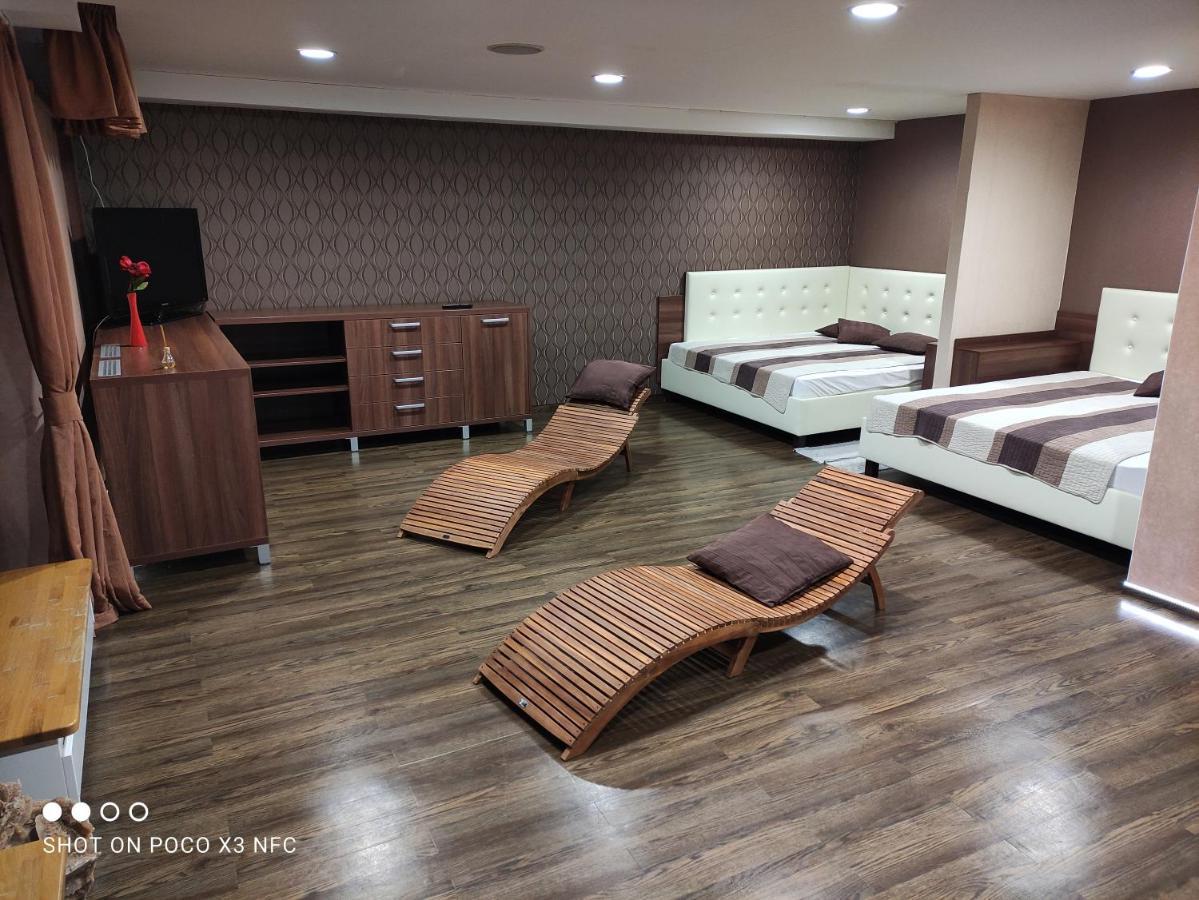Apartman Laria Vel'ka Lomnica Extérieur photo