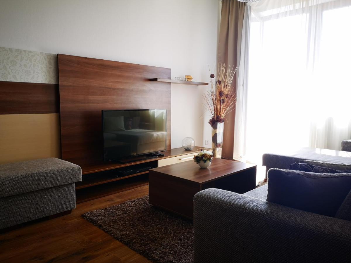 Apartman Laria Vel'ka Lomnica Extérieur photo